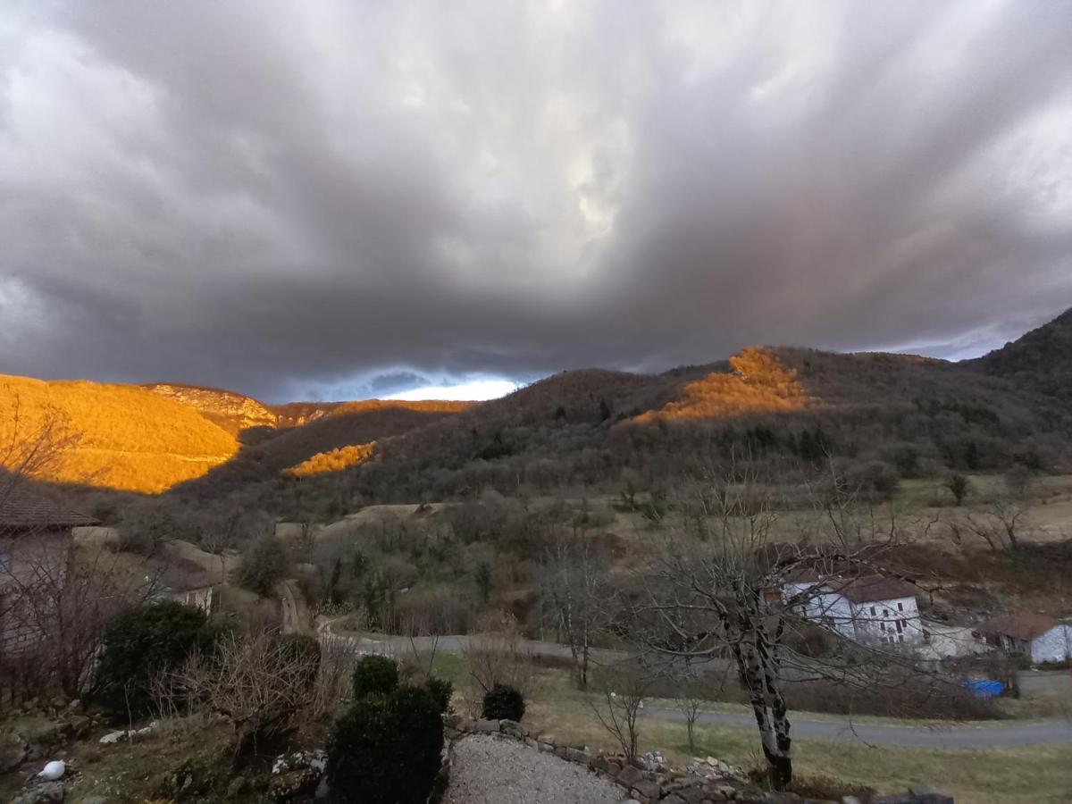 La Vie Du Bief Bed & Breakfast Bolozon Dış mekan fotoğraf